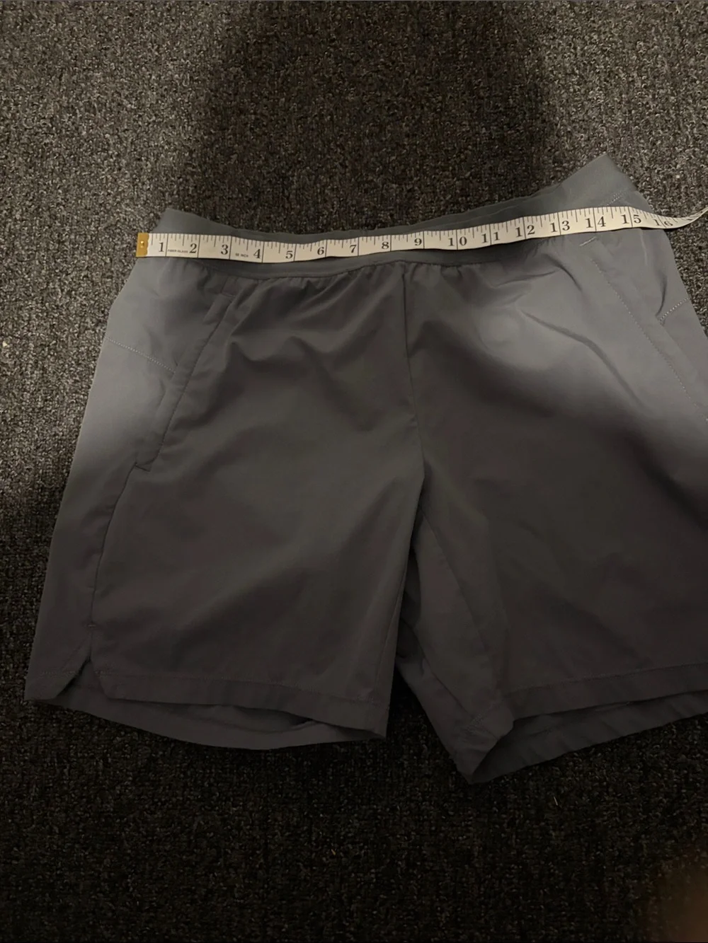 Tailored Athlete Training Shorts Size Medium Gray Zipper Pockets Lined